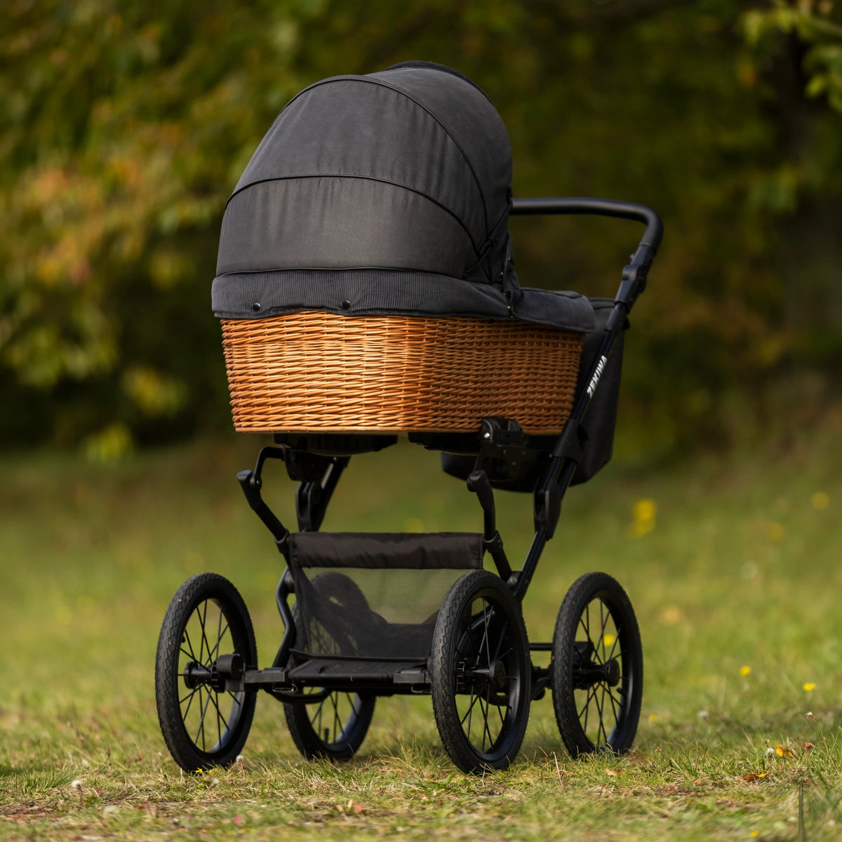 ZEKIWA Nature - Korbkinderwagen