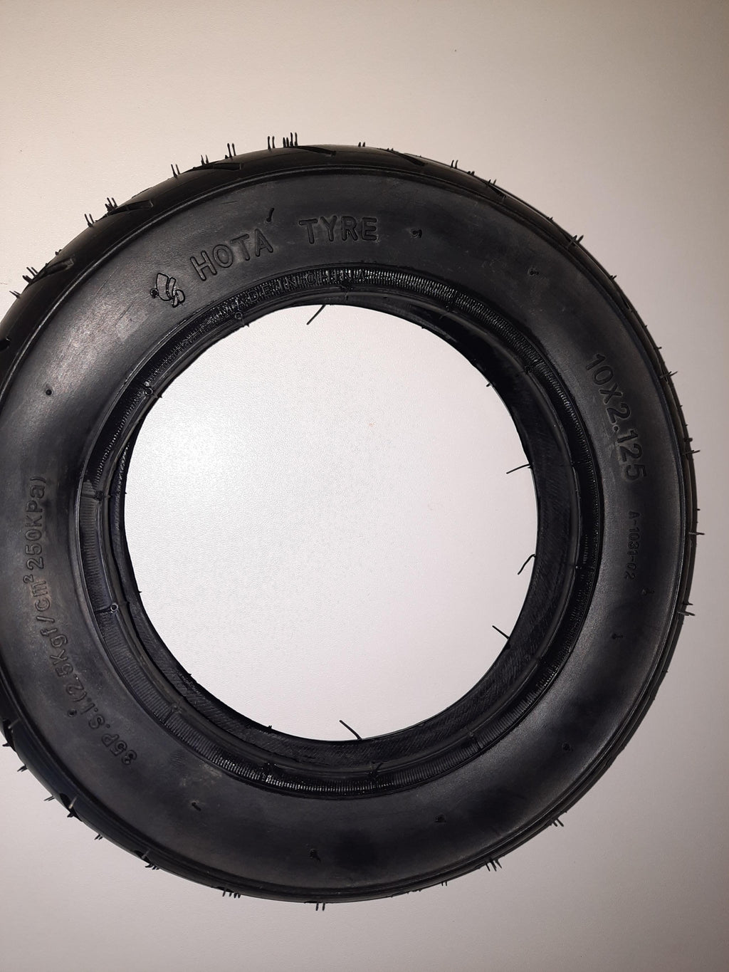 Reifen (Mantel) 10 Zoll für bewegliches Vorderrad Saturn & Saturn Royal